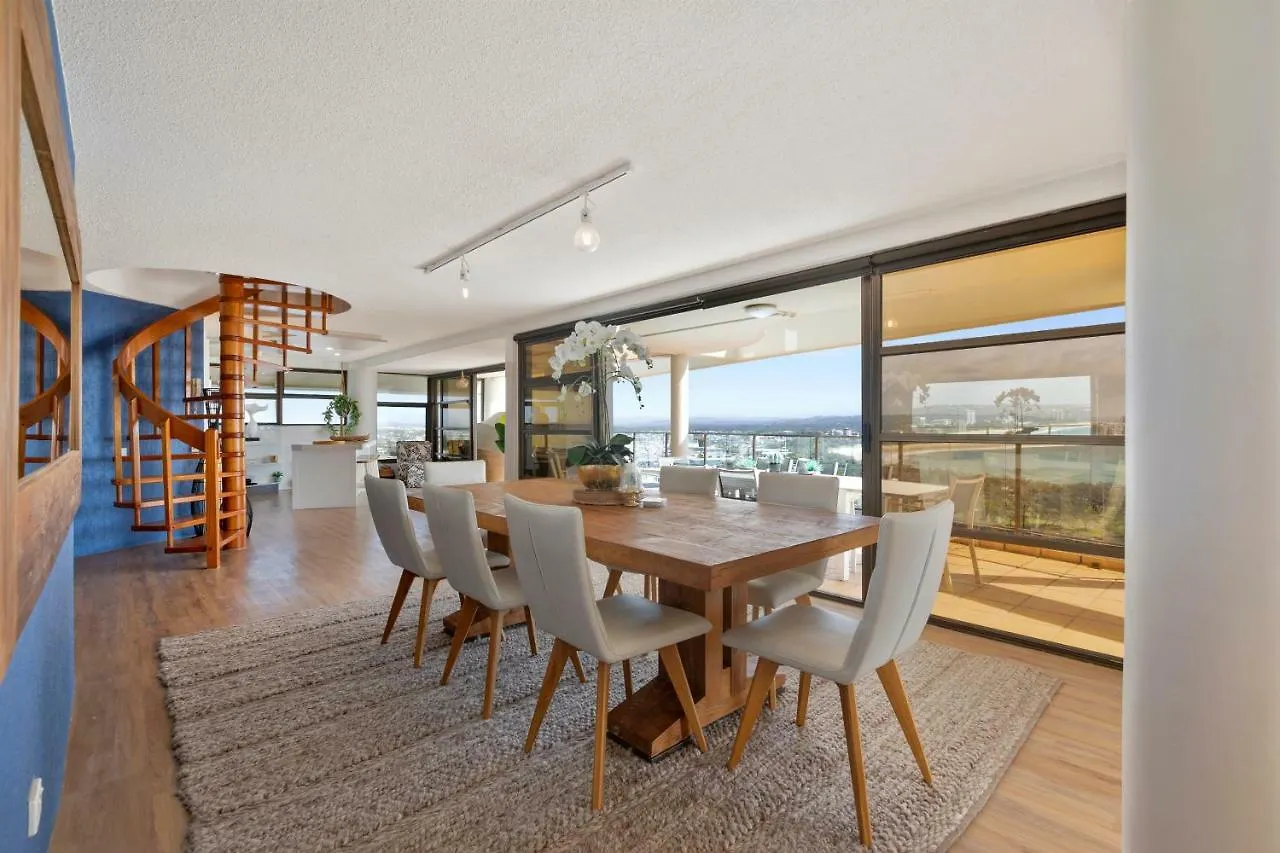 The Penthouse Ocean Views Private Spa And Sauna And Complimentary Wifi 穆卢拉巴 澳大利亚